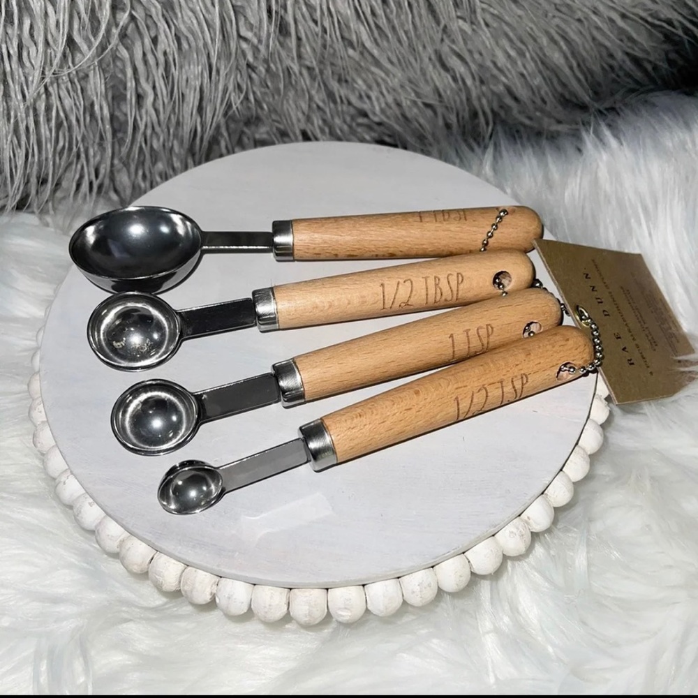 New Rae Dunn Measuring Spoons Set